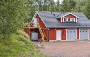 2 Bedroom Cozy Apartment In Årjäng